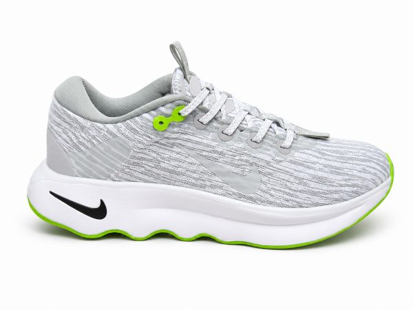Nike Motiva